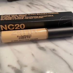 MAC Studio Fix Concealer NC20